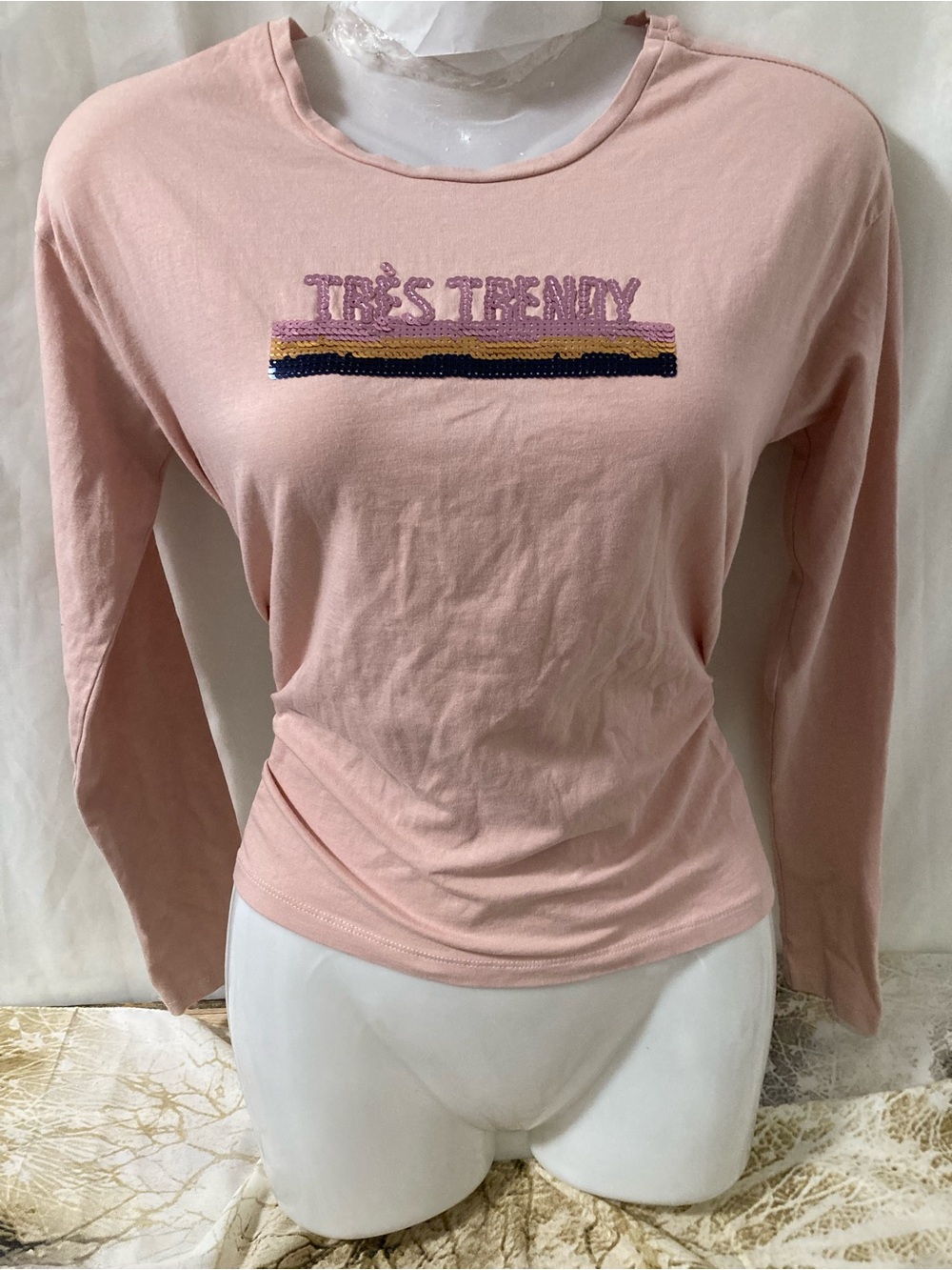 Blumind Pink Long Sleeve Graphic Top “Très Trendy” Sequin Detail Size 14
